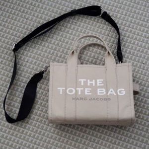MARC JACOBS The Tote Bag Mini